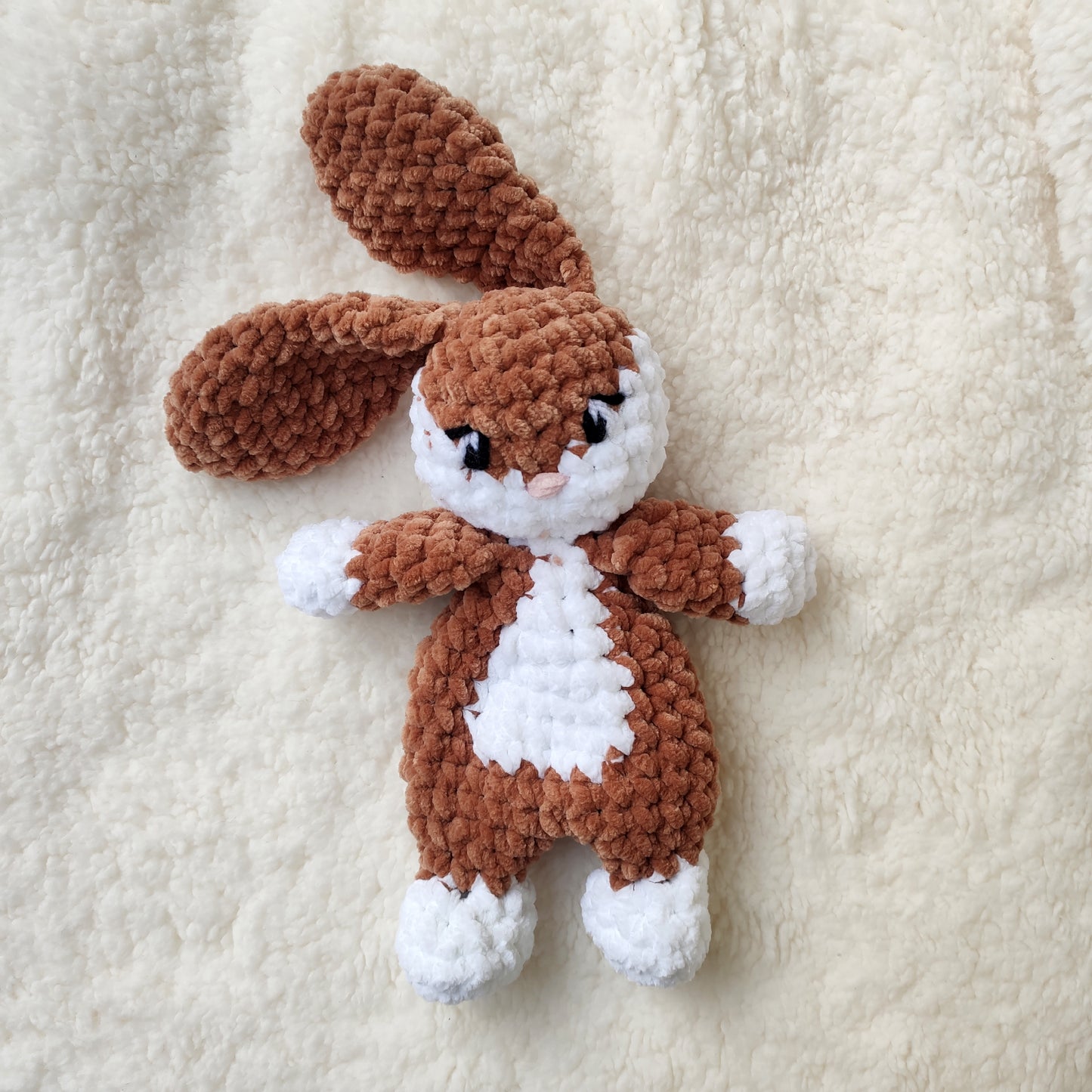 Doudou lapin plat